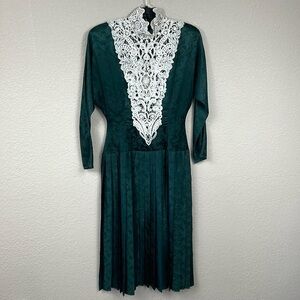 Vintage Jessica McClintock Prairie Dress Green Floral Pleated Satin Lace Bib